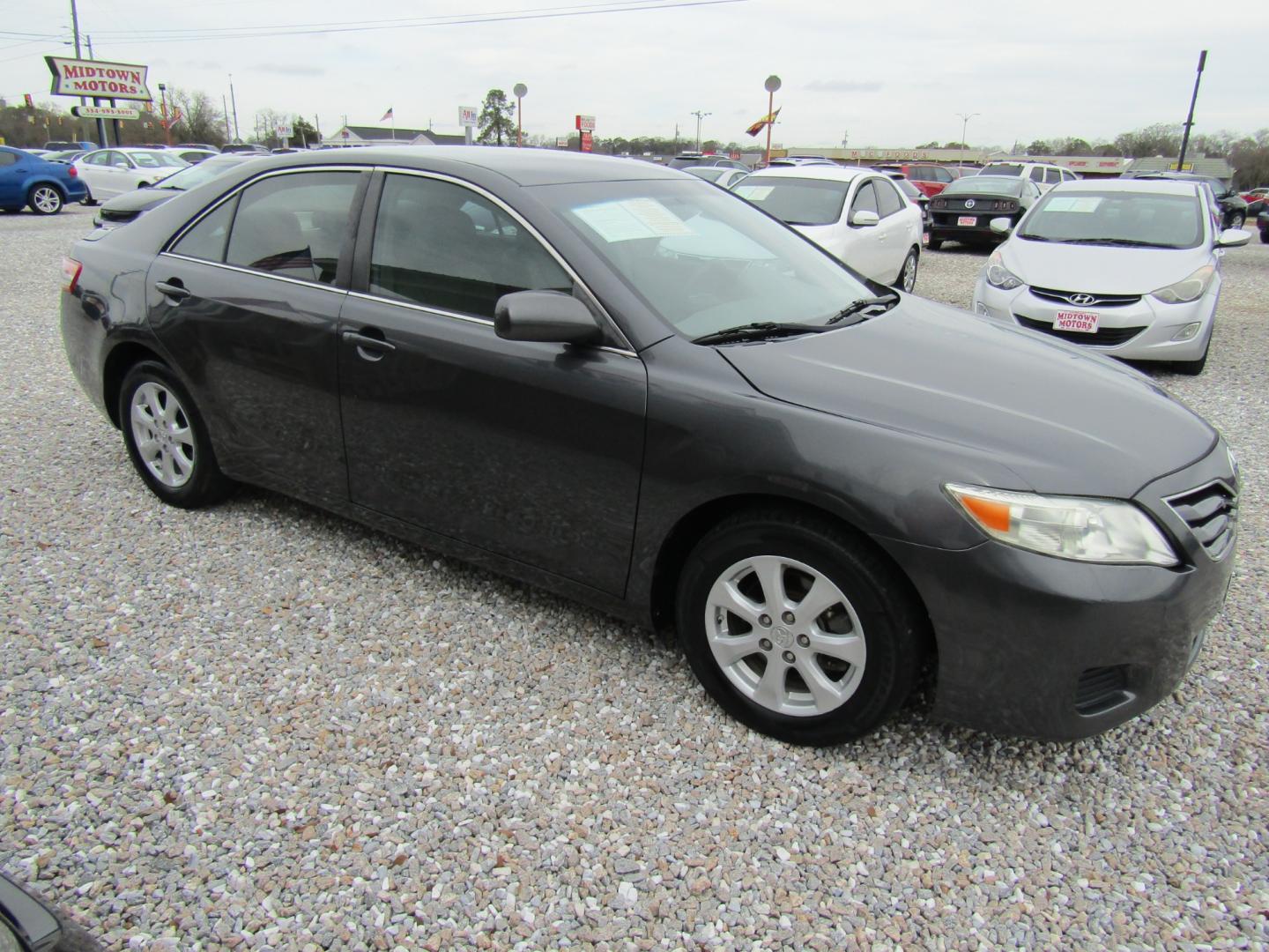 2011 Gray Toyota Camry LE (4T1BF3EK7BU) , Automatic transmission, located at 15016 S Hwy 231, Midland City, AL, 36350, (334) 983-3001, 31.306210, -85.495277 - Photo#0